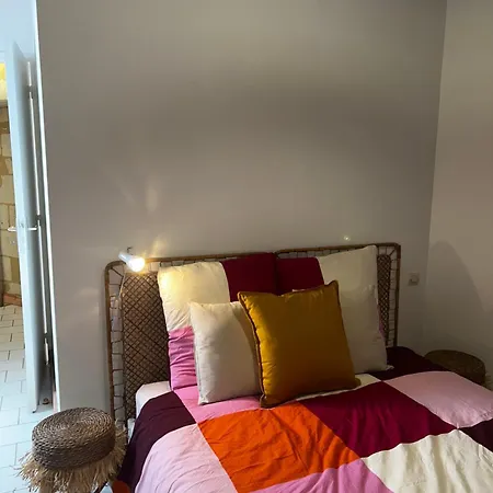 Semesterbostad La Belle Tuffiere *